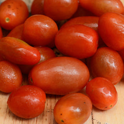 Tomat Cherry Merah - Red Cherry Tomatoes / 250g