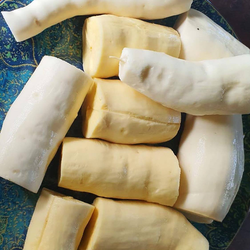 Singkong Kuning Ban - Yellow Cassava / kg